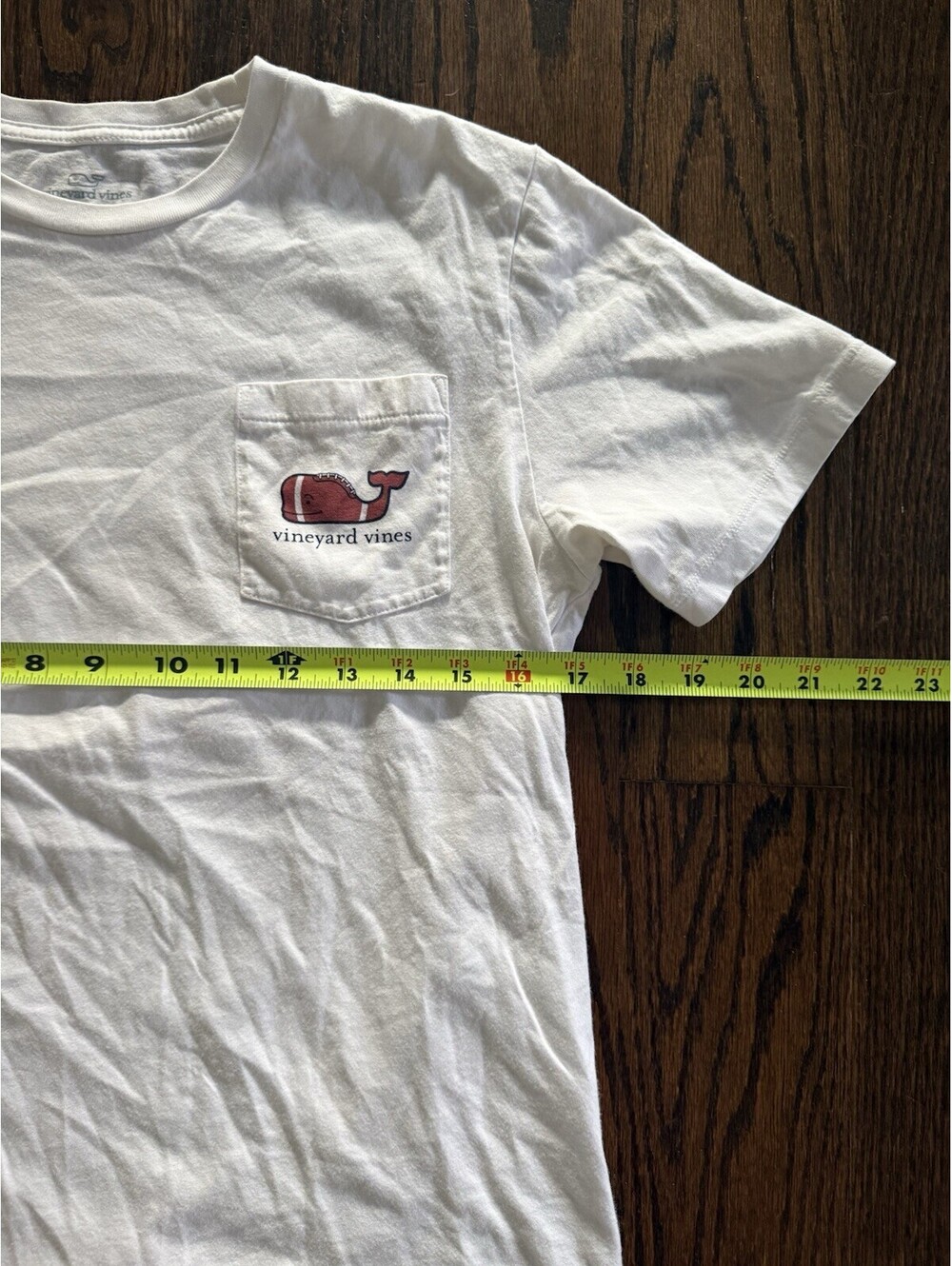 Vineyard Vines Football Whale Pocket T-Shirt Boys Large White Goal Post - Picture 6 of 7